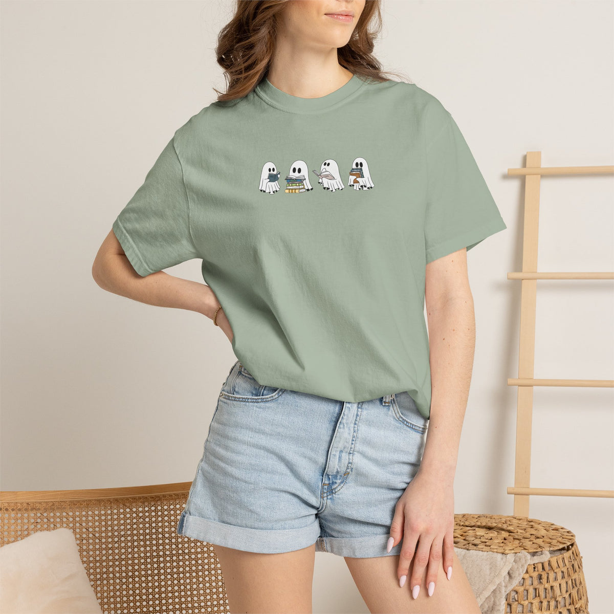 GHOST READERS TEE